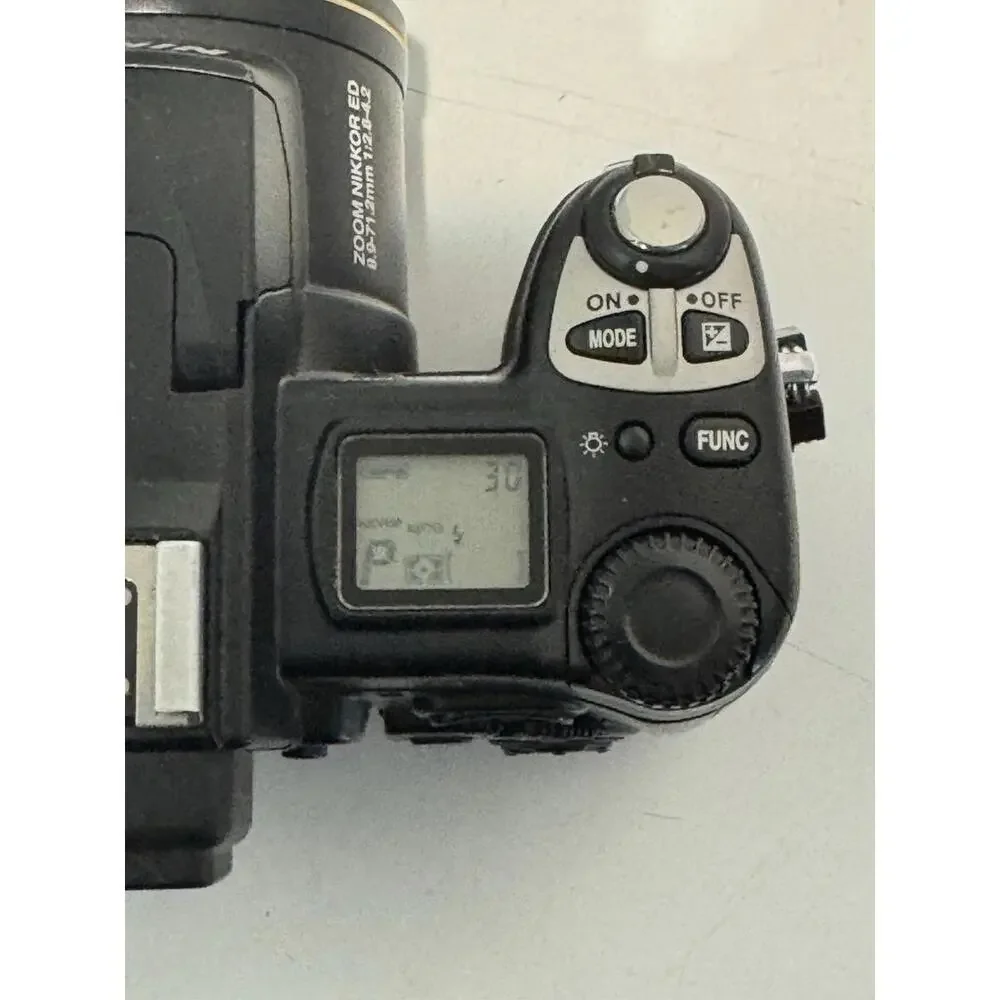 Nikon coolpix 5700